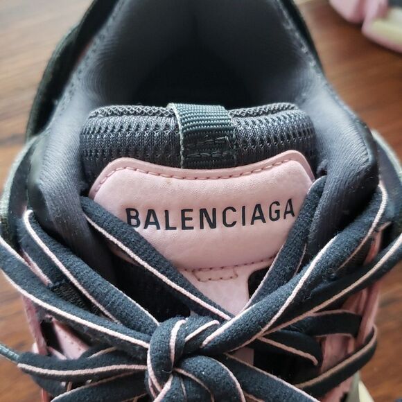 Balenciaga Pink Gray Edgy Feminine Old Money Y2K Fashion Comfy Sneakers Size 6 - Picture 9 of 9